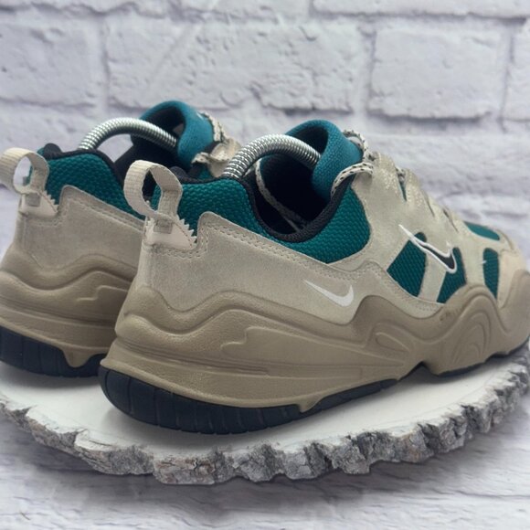 Nike Women's Tech Hera Running Shoes Light Orewood Brown Black Size 10 US - Picture 4 of 10